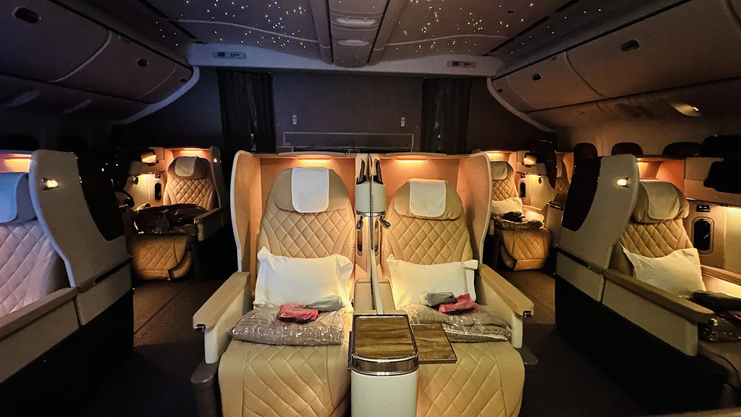 emirates 777 business class 1754992000